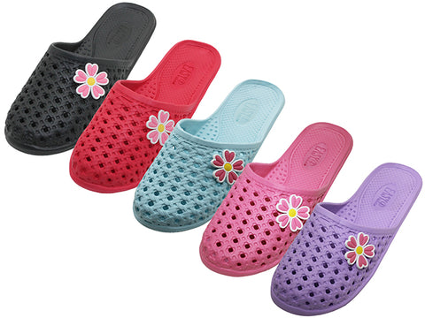 S2515L-A - Wholesale Women's Slip on Flower Upper Soft Clogs